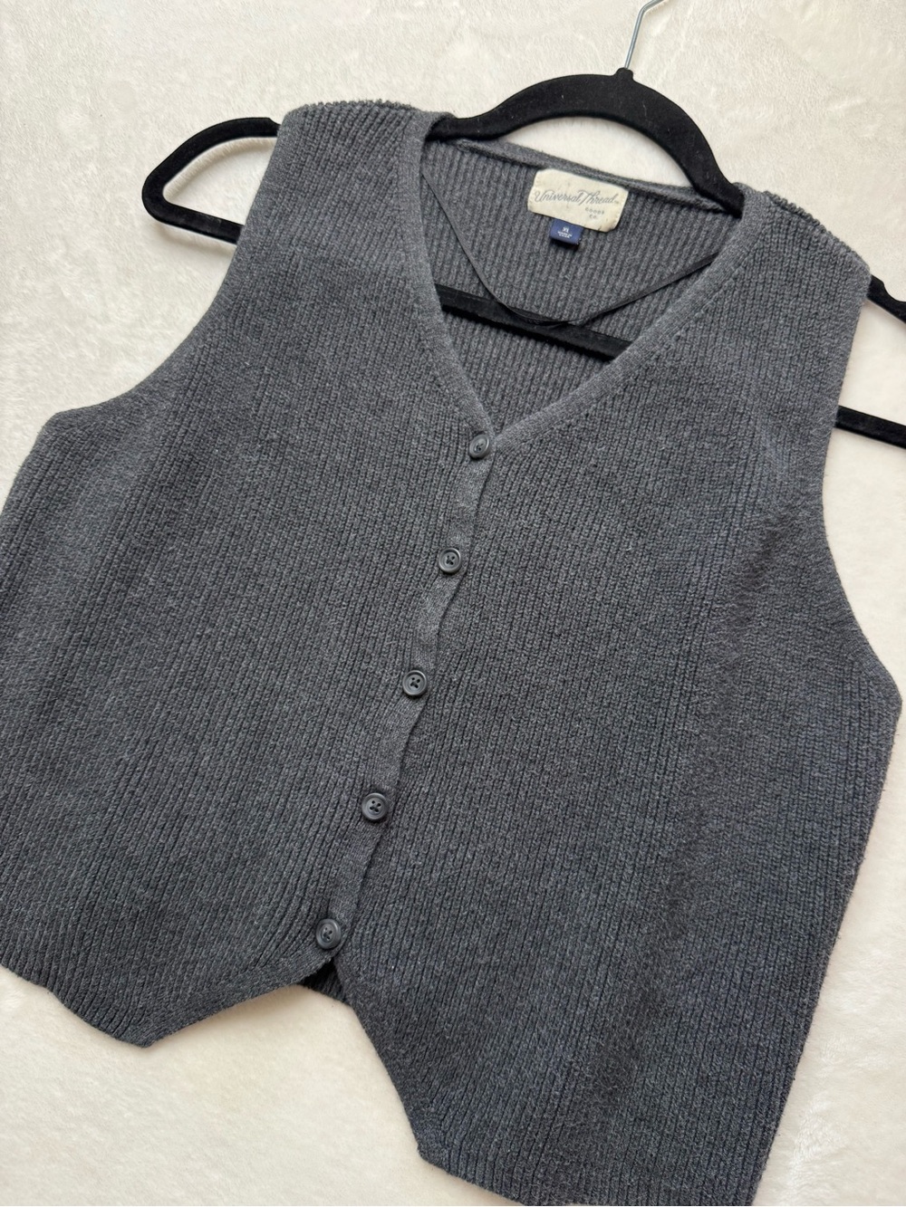 Universal Thread - Gray V-Neck Knit Sweater Cotton Vest